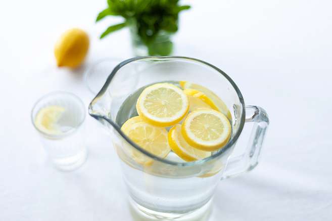 Health: Does drinking water help to lose weight and have a better body?