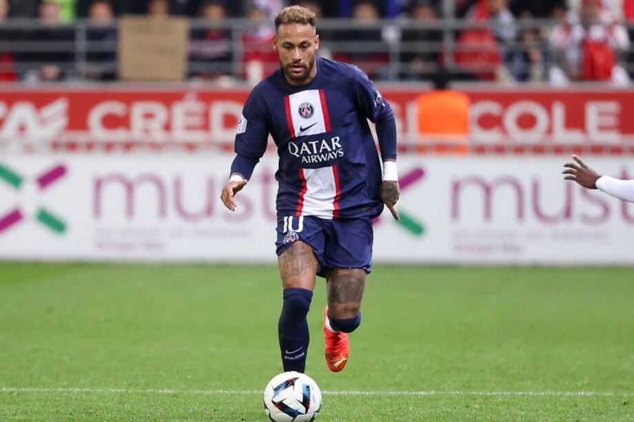 Neymar, estrella del seleccionado brasileño podría alzar la copa en Catar 2021, según los vaticinios de Mhoni Vidente.
