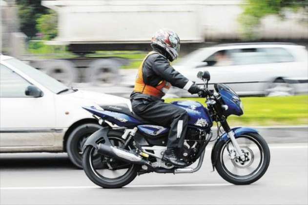 Mintransporte prepara decreto para declarar el trabajo en moto como de alto riesgo