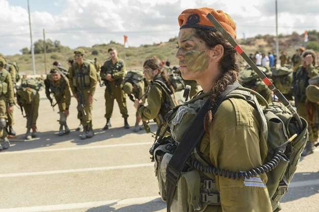 ¿Por qué las mujeres soldados en Israel no pueden combatir en tanques?