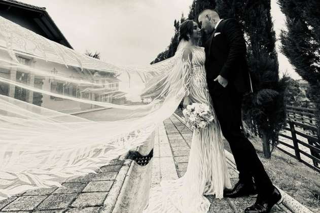 Paola Jara y Jessi Uribe celebran el amor eterno con su sencillo “La boda”