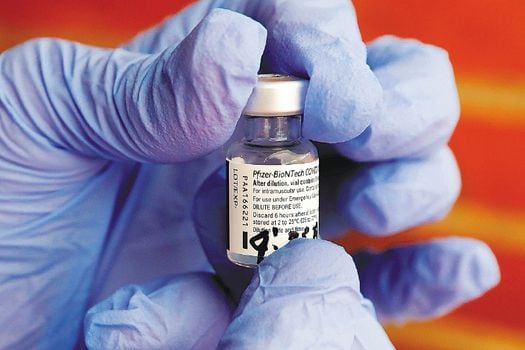 Para el estudio se analizaron las vacunas de Pfizer / BioNTech, Moderna u Oxford / AstraZeneca. 