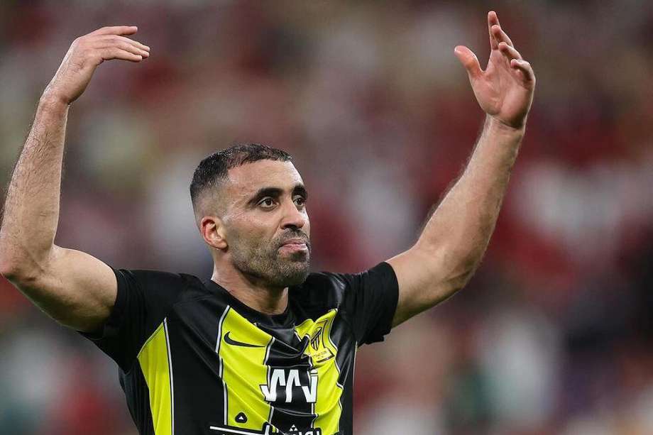 Abderrazak Hamdallah fue agredido con un latigazo en la Supercopa de Arabia Saudita.