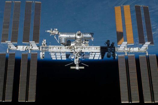 Rusia estaría hasta 2024 en la ISS. 