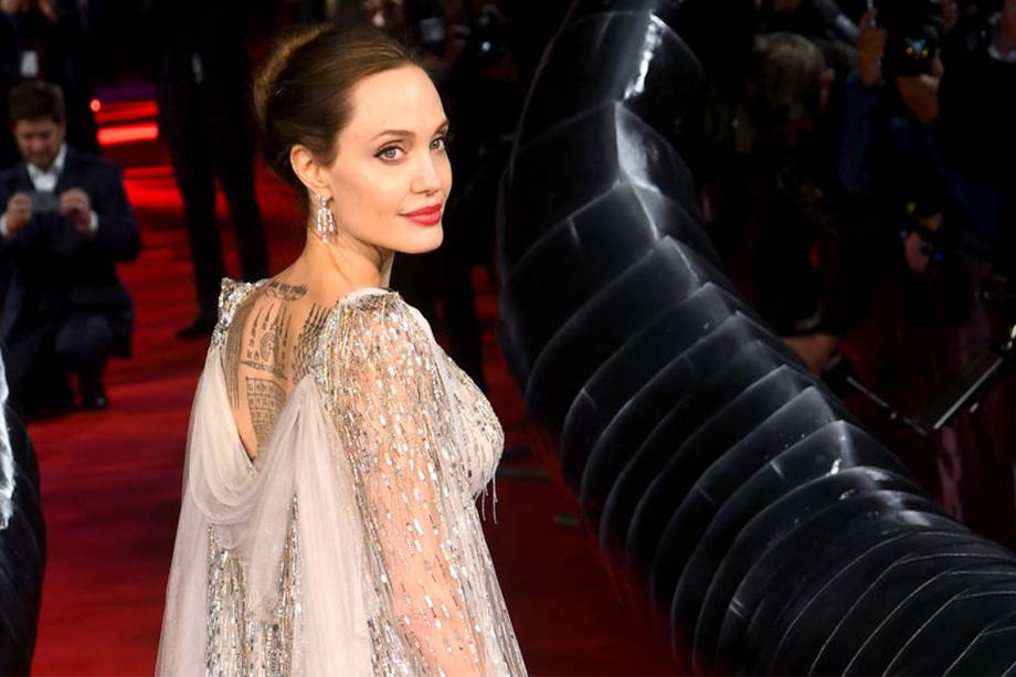 Angelina Jolie siempre luce muy delgada en las alfombras rojas