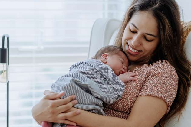 Así cambia el cerebro de las mujeres para adaptarse al cuidado del bebé