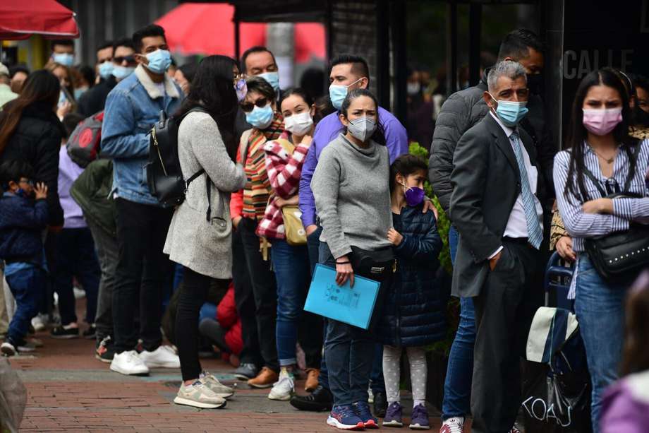 Foto de referencia. El servicio de expedición de pasaportes en la Calle 53 en Bogotá fue suspendido el lunes.