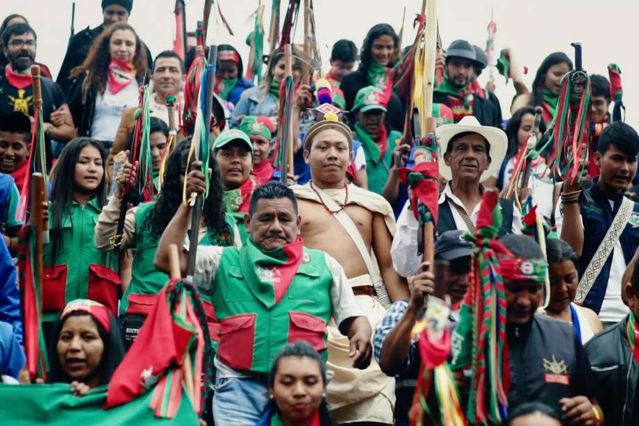 Videoclip del himno de la Guardia Indígena. El video fue dirigido por José María Ángel. La producción musical estuvo a cargo de Juan Carlos Pellegrino.