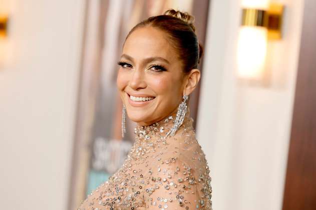 Foto: Jennifer Lopez posó semidesnuda en nueva campaña de zapatos