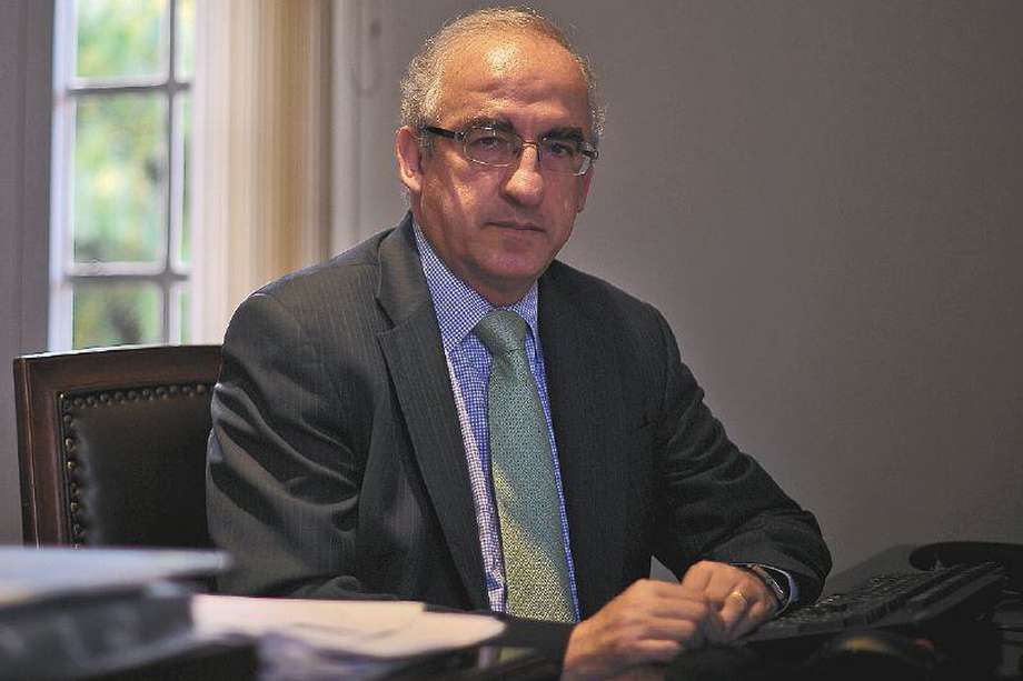 Leonardo Villar, gerente del Banco de la República. 