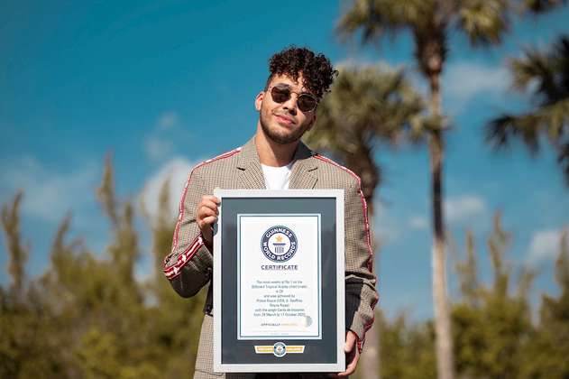 Prince Royce recibe el récord Guinness por su canción “Carita de inocente”