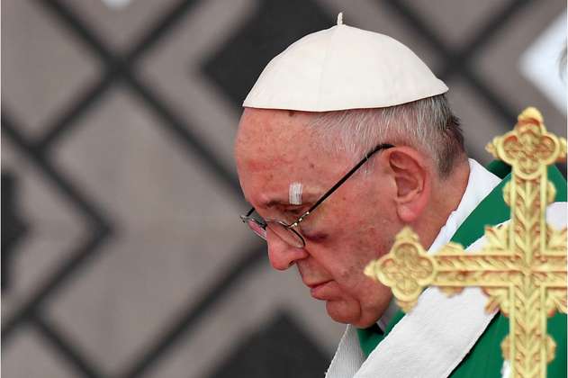 "Construyamos paz no solo con la lengua, sino con manos y obras": papa Francisco 
