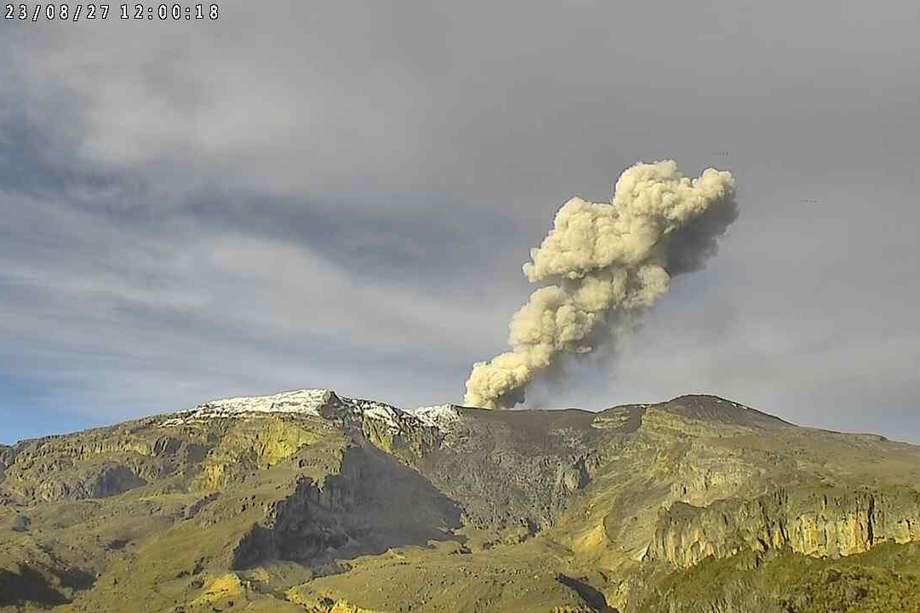 Imagen del volcán Nevado del Ruiz tomada este 26 de agosto.