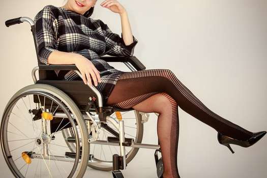 En España, el 60 % de la población con discapacidad son mujeres. / Pixabay