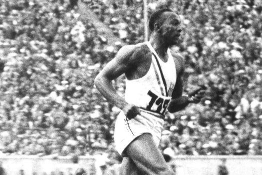 Jesse Owens, entre el racismo y la fama