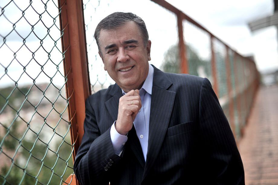 El periodista Javier Hernández Bonnet tuvo que suspender su cubrimiento en el Mundial de Catar para ser atendido.
