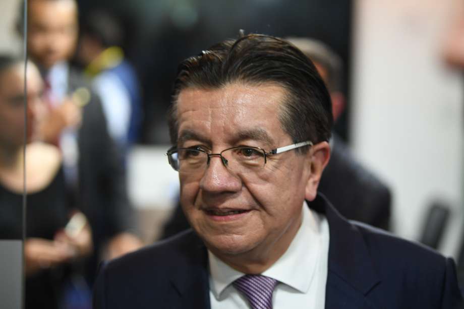Ruiz Gómez fue viceministro de Salud, llave de Alejandro Gaviria, desde 2013 y 2016, siendo un personaje principal para la suspensión de la aspersión con glifosato. Hoy en día, es ministro de Salud. 