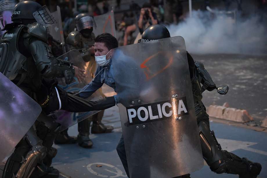 12/09/2020 Bogotá D.C. De acuerdo con la Policía, 50 civiles resultaron heridos solo en el “9S”. Por su parte, la Secretaría de Salud registró más de 200 tras la jornada de protestas. 