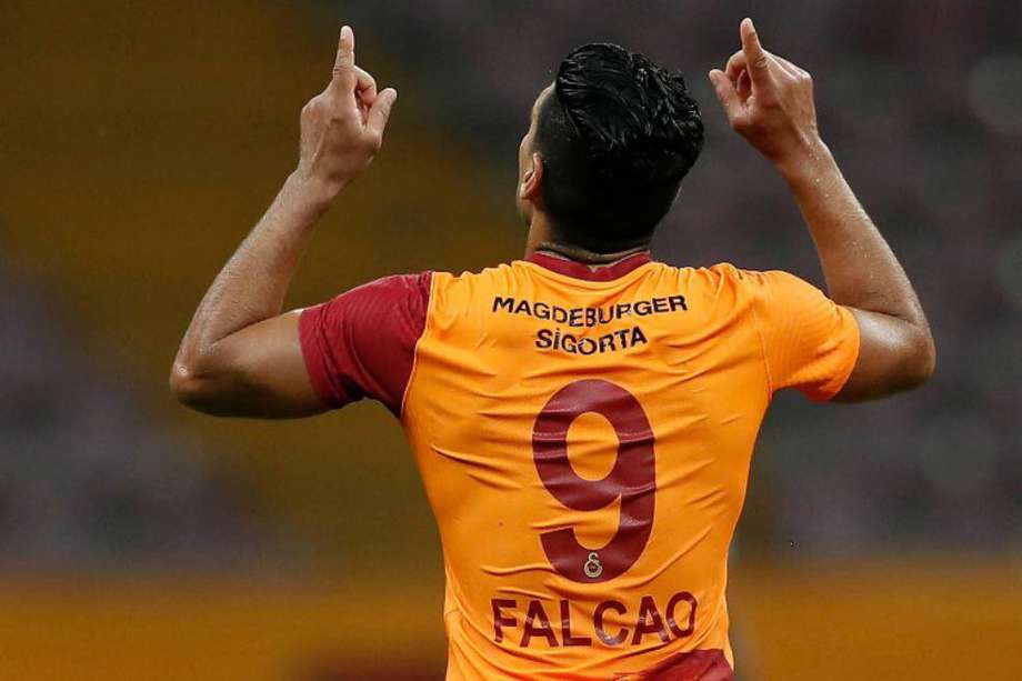 Radamel Falcao García lleva 16 goles en 27 partidos jugados por Liga con el Galatasaray.