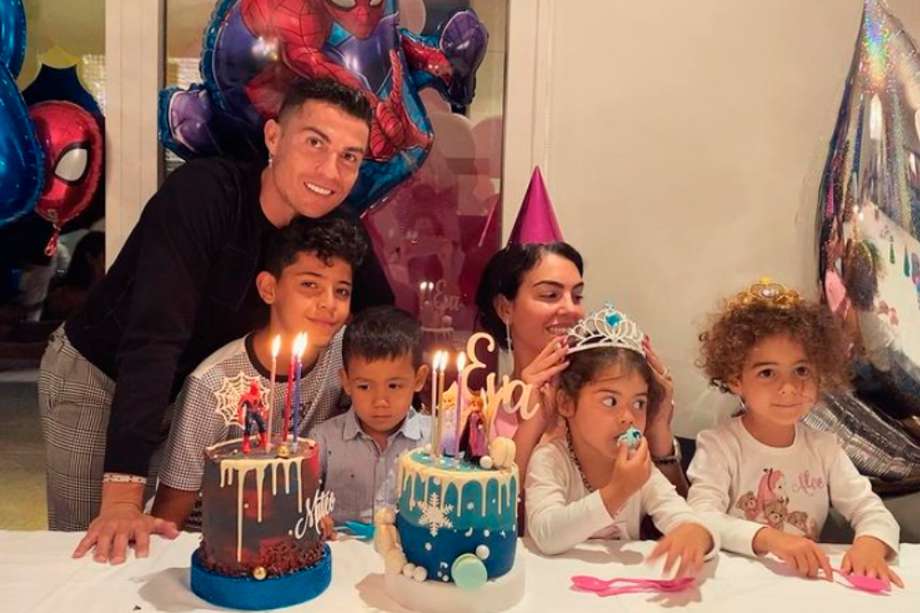 Eva y Mateo, los mellizos hijos de Cristiano Ronaldo y Georgina Rodríguez que llegaron a sus vidas en el 2017. Ellos vinieron al mundo mediante gestación subrogada.