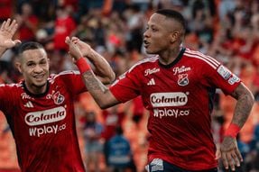 Liga BetPlay: con “poderosa” remontada, Medellín ganó en Tunja y sigue en la pelea