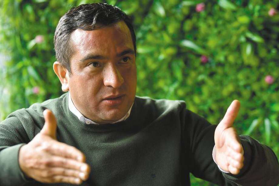 Rodríguez denunció la semana pasada que su precandidatura presidencial fue excluida por el Comité de Ética del partido. Señaló al también precandidato Rafael Nieto, así como el exmagistrado Marco Antonio Velilla.