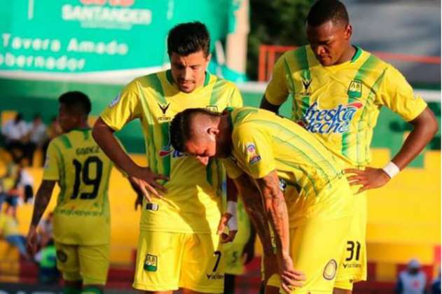Hincha del Bucaramanga murió tras caer de una tribuna del estadio