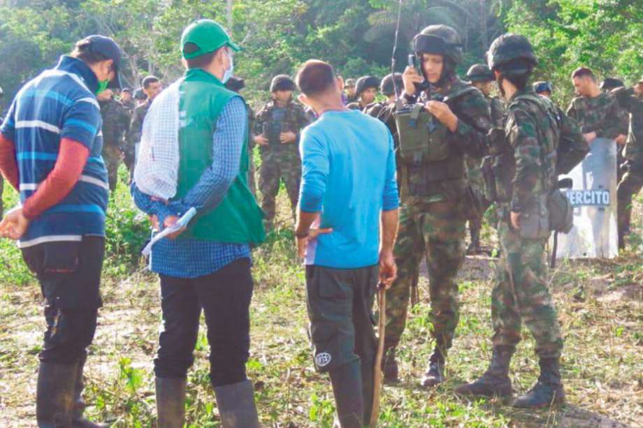 Estas nuevas denuncias se registran luego de semanas de tensión y choques entre los pobladores del río Guayabero y los militares de la Fuerza de Tarea Omega.