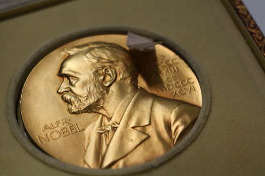 Medalla en oro del Premio Nobel de Literatura, otorgado a Gabriel García Márquez, en Oslo, octubre de 1982.