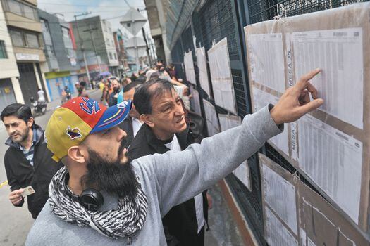 Bogotá cuenta con 5.935.722 ciudadanos habilitados para votar en 14.932 mesas, las cuales estarán distribuidas en 901 puestos de la ciudad.