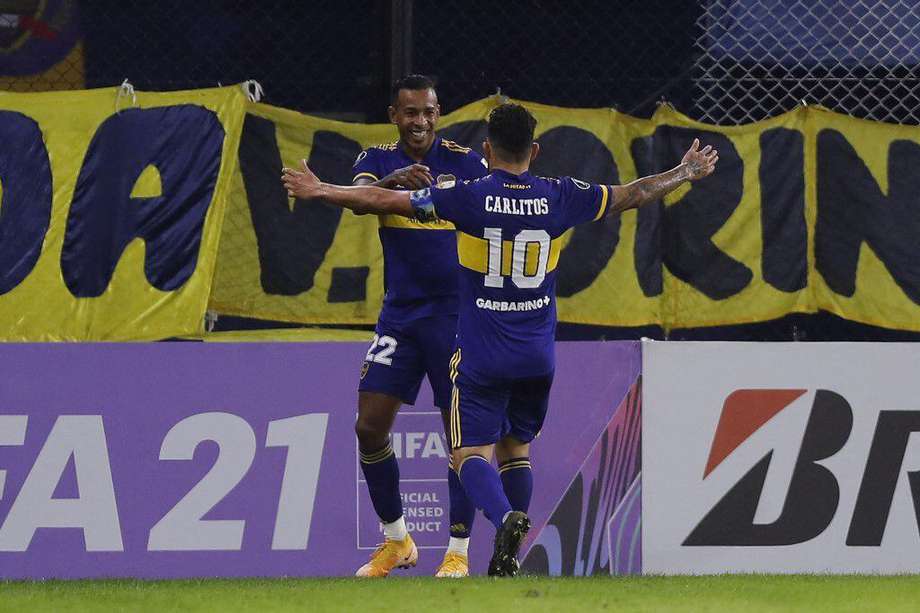 Sebastián Villa y Carlos Tévez anotaron los goles en el triunfo de Boca Juniors.