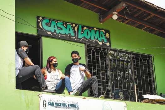 A Casa Loma están vinculados cerca de 200 jóvenes desplazados y migrantes venezolanos.