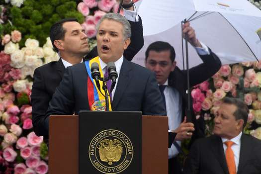 Iván Duque dio su discurso de posesión como nuevo presidente de los colombianos bajo una pertinaz llovizna en Bogotá. / Cristian Garavito - El Espectador