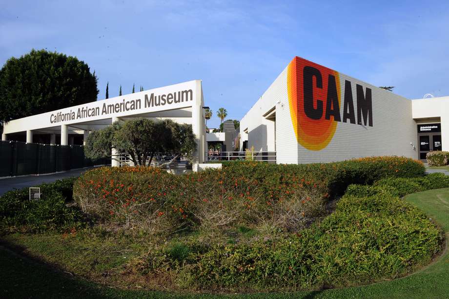 El Museo Afroamericano de California fue fundado en 1977 y es el primer museo de arte afroamericano que está respaldado por un estado.