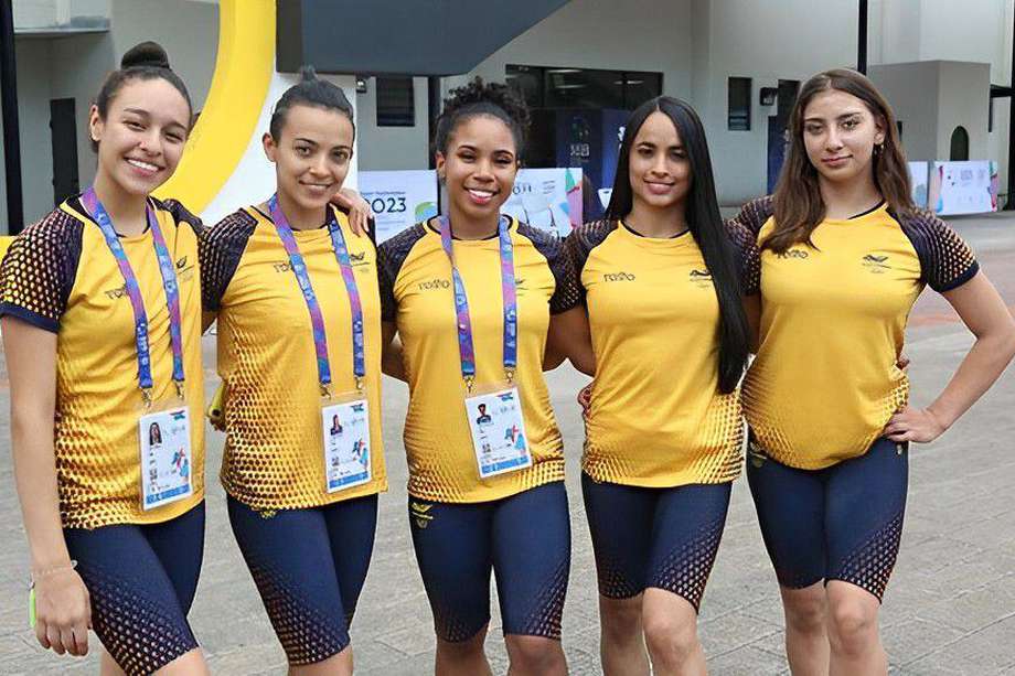 El equipo femenino de gimnasia conformado por Ginna Escobar, María Villegas, Angélica Mesa y Yiseth Valenzuela.