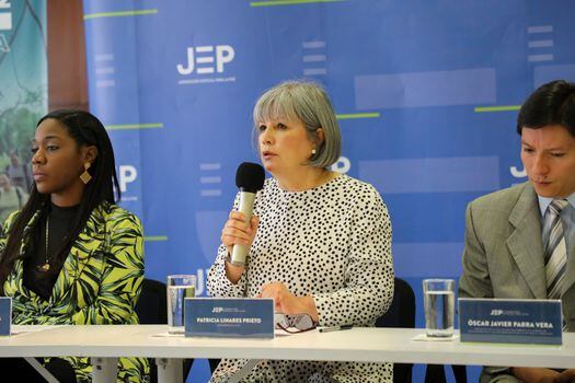 Patricia Linares, presidenta de la JEP, aseguró que su aceptación dependerá de si el delito está relacionado con el conflicto armado y de su plan de verdad. / JEP