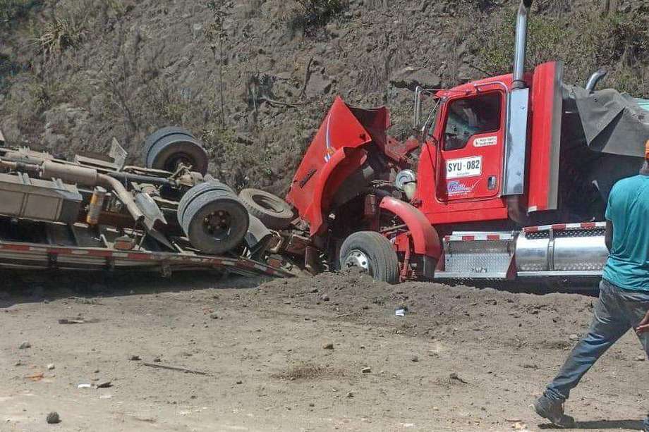 El accidente en la vía Ubaté - Zipaquirá dejó dos personas muertas y cuatro heridas.