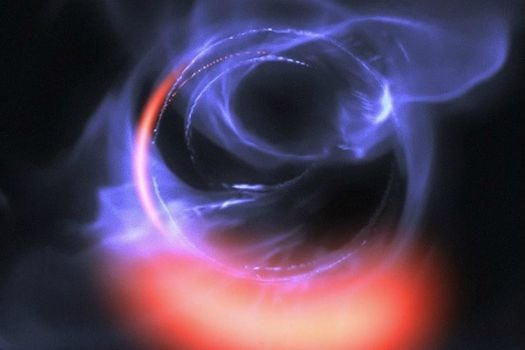 Simulación del material orbitando cerca de un agujero negro.
 / Observatorio Europeo Austral