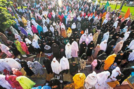La celebración del Aïd-El-Kebir (Fiesta Grande) reúne a los musulmanes de todo el mundo. / EFE