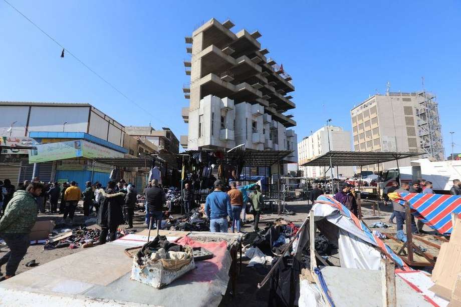 El ataque del jueves en un mercado de ropa en el centro de Bagdad dejó 32 muertos y 110 heridos.