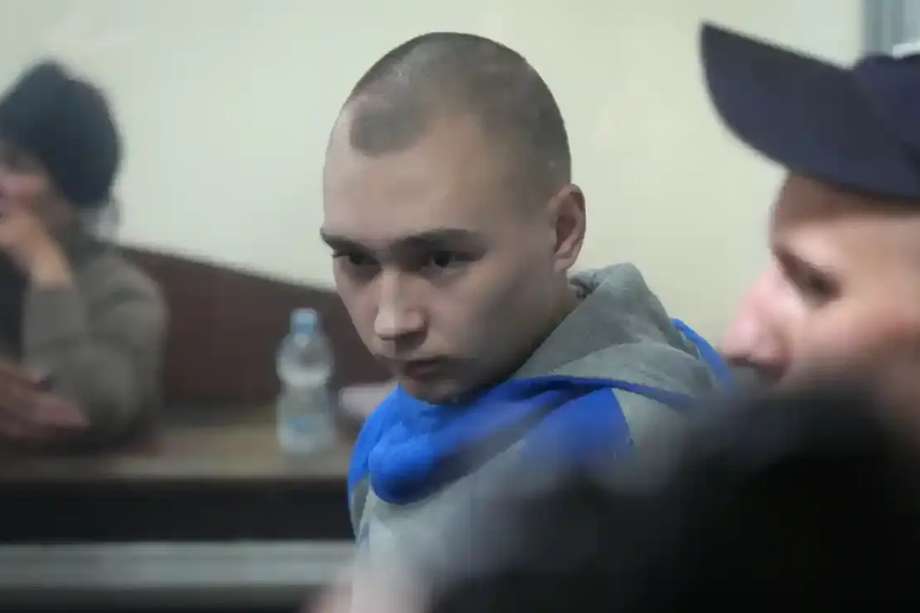 Vadim Shysimarin, soldado ruso de 21 años, puede enfrentar una condena de cadena perpetua, después de haber matado a un civil ucraniano el 28 de febrero.