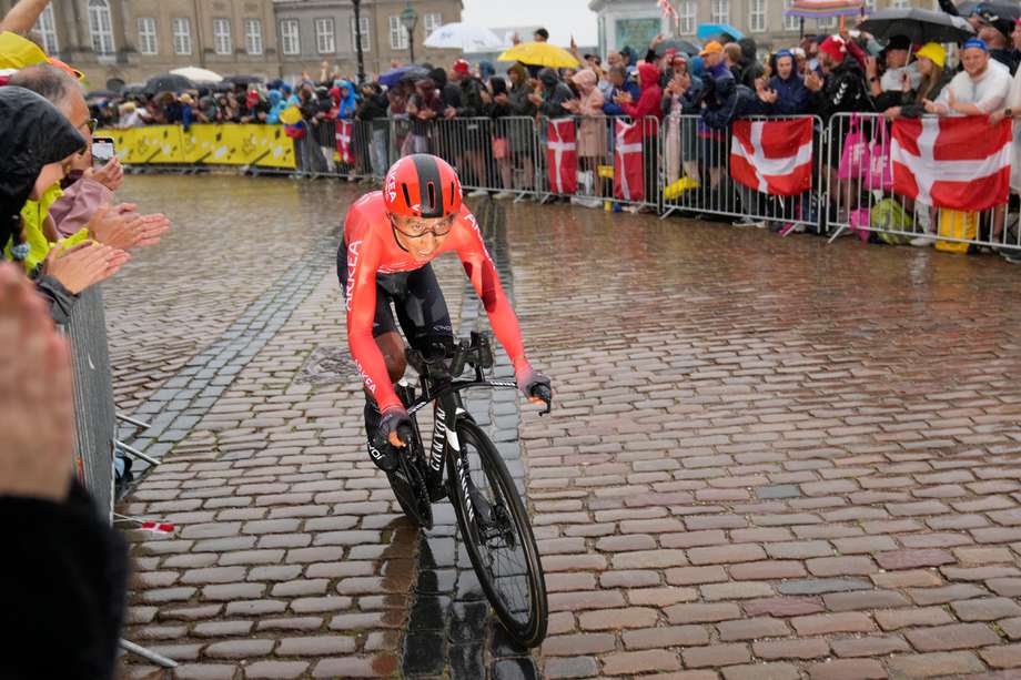 Nairo Quintana, en acción durante la primera etapa del Tour de Francia 2022, que se realizó en Copenhagen. 