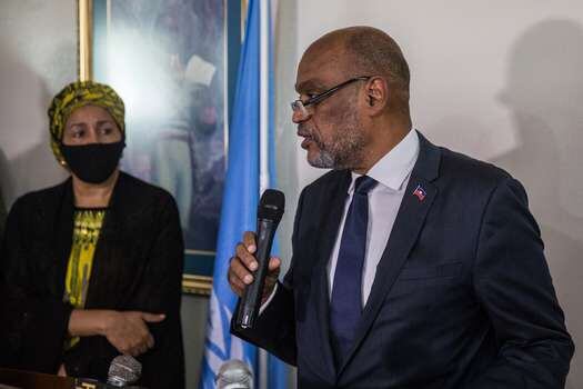Bed-Ford Claude pidió además que se le prohíba a Ariel Henry abandonar el territorio haitiano “debido a la gravedad de los hechos expuestos”. 