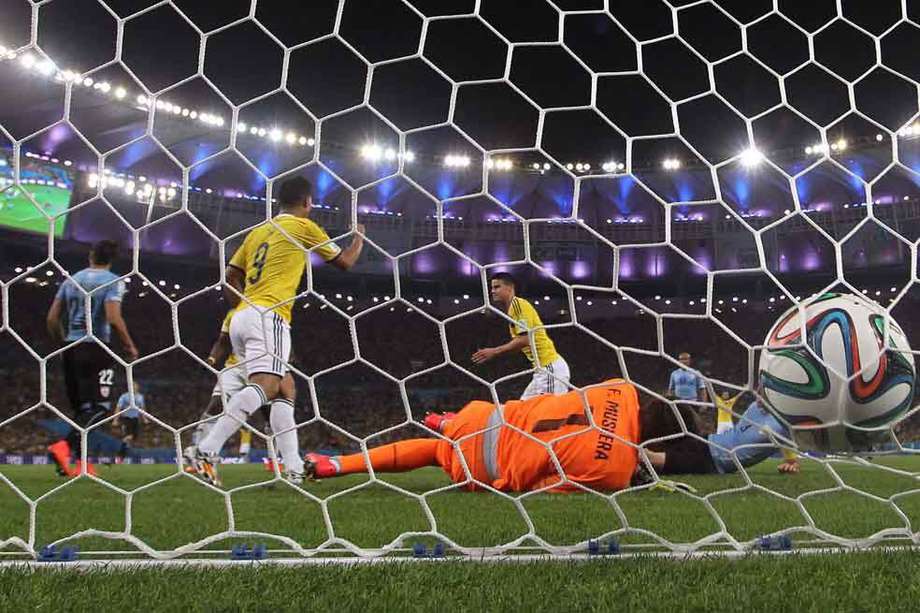 James Rodríguez fue la figura del partido por los octavos de final del Mundial de Brasil 2014 al anotar los dos goles en la victoria sobre Uruguay. 