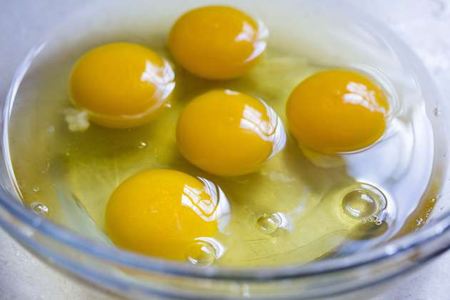 ¿Qué hacer con las yemas de huevo sobrantes en tus recetas? Ideas para cocinar