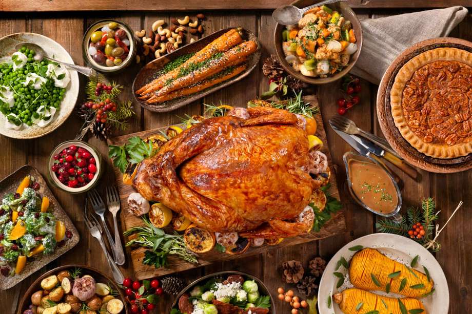 Si hay una comida mundialmente famosa para las cenas de fin de año, es el pavo navideño.