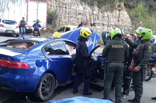 Video: Accidente en carro Jaguar dejó un muerto y cuatro heridos en Bucaramanga