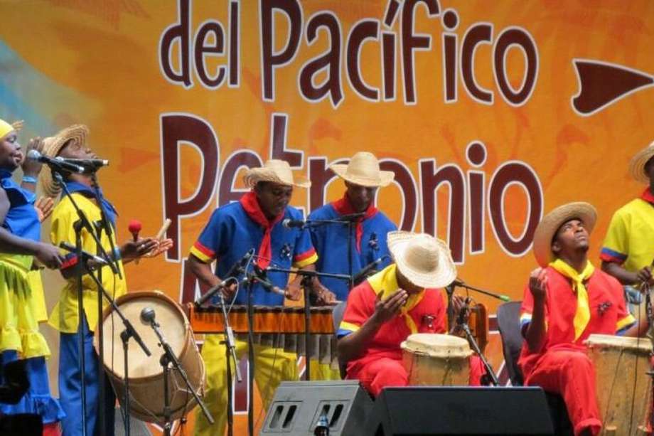 El Festival de Música del Pacífico Petronio Álvarez llega a su edición número veintiséis este año. El evento, que rescata la cultura afro, se lleva a cabo en la Ciudadela Petronio, en Cali.
