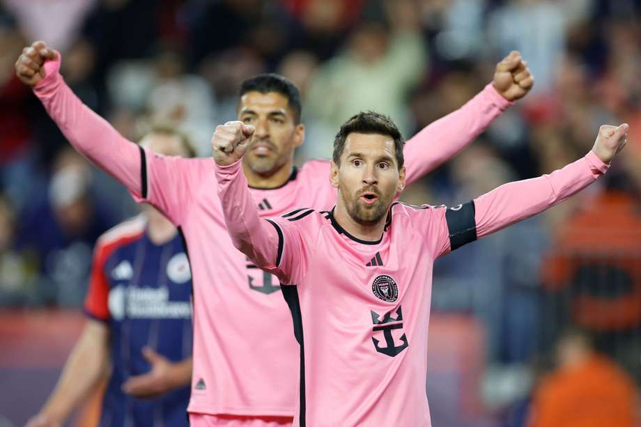 Lionel Messi y Luis Suárez celebran la victoria de Inter de Miami. 