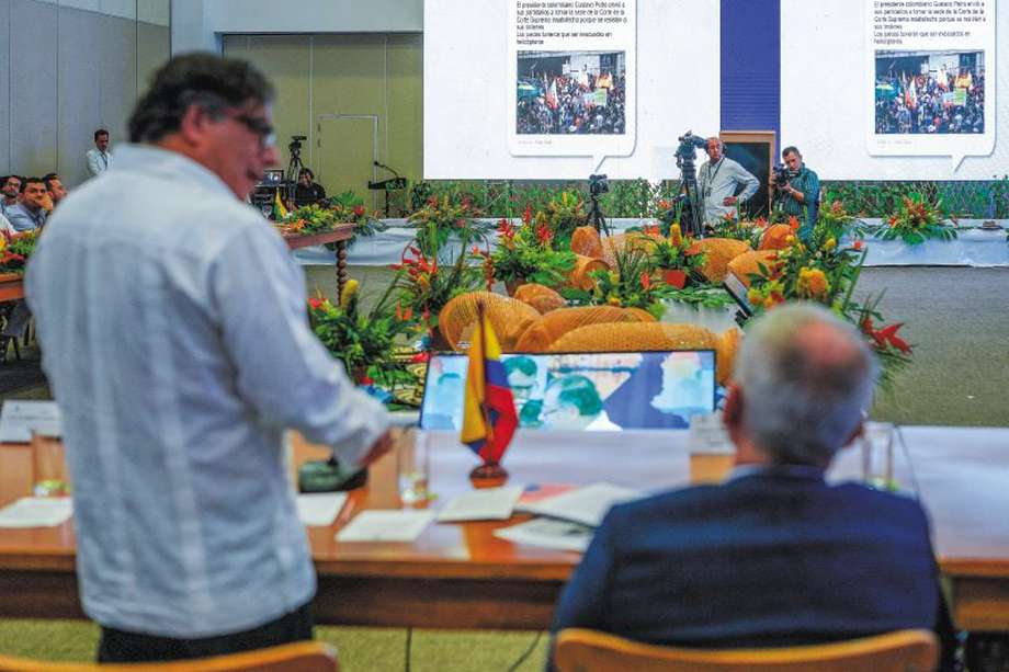 El presidente Gustavo Petro, el viernes, en la cumbre con los gobernadores del país en Cartagena, dijo que las marchas del 8 de febrero fueron pacíficas. / Presidencia